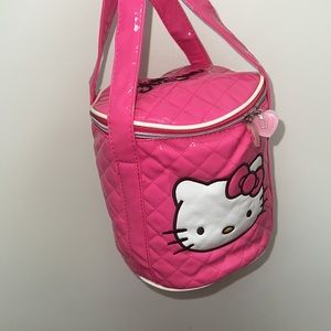 Hello kitty bucket bag<33